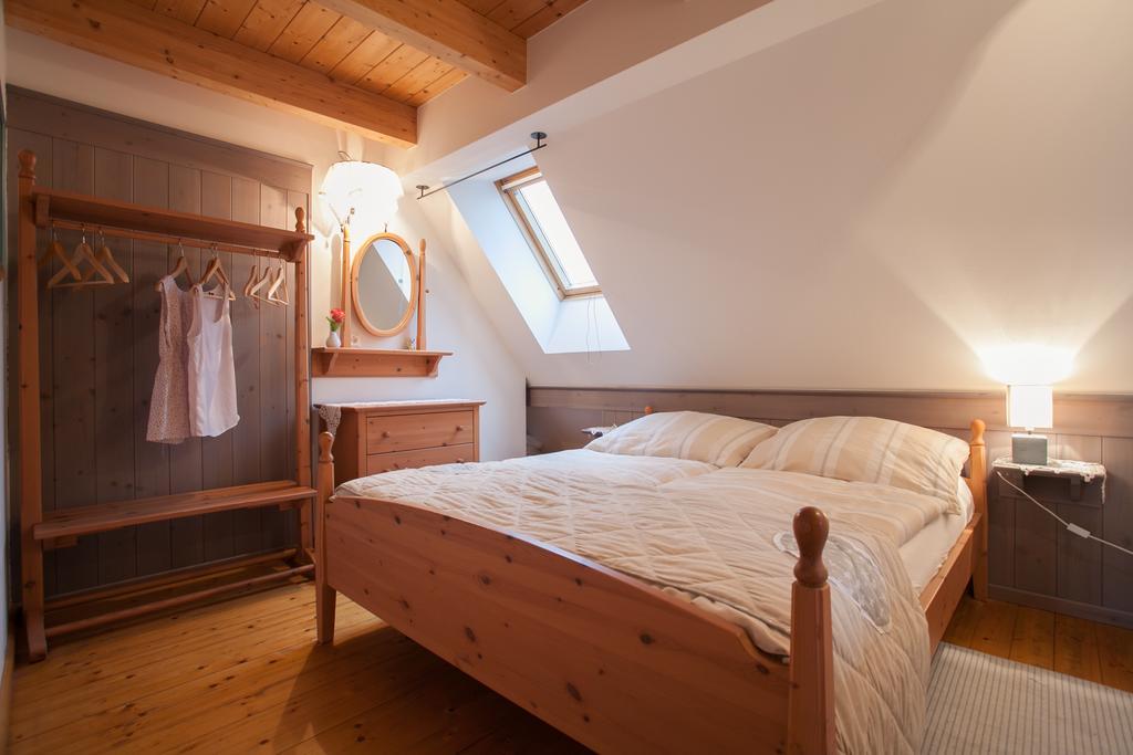 Ferienhaus Neubauer Spielfeld Exterior foto